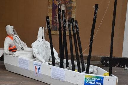 La Pirogue des Silencieuses — Rahim Lascony